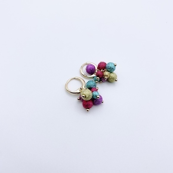 CARLA Petite Colorful Hoops - Picture 1 of 3